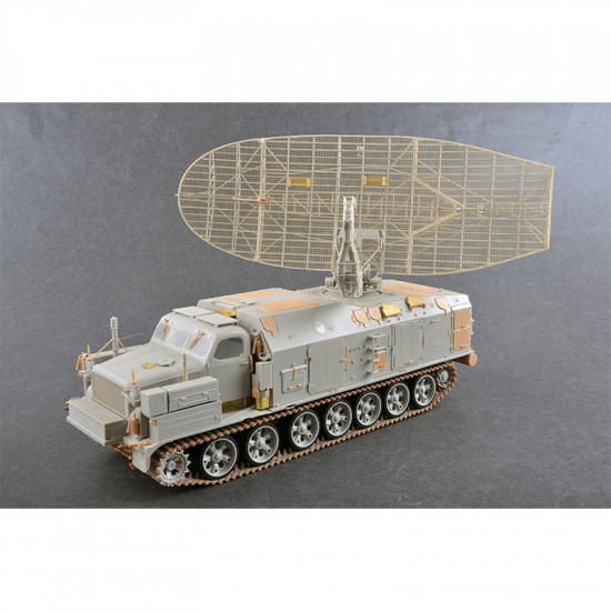 Trumpeter 09569 Сборная модель P-40/1S12 Long Track S-band Acquisition Radar (1:35)