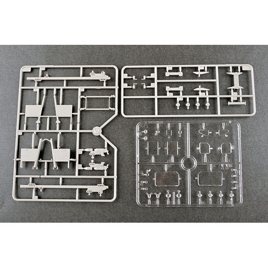 Trumpeter 01064 Сборная модель автомобиля HEMTT M1120 Container Handing Unit (CHU) (1:35)