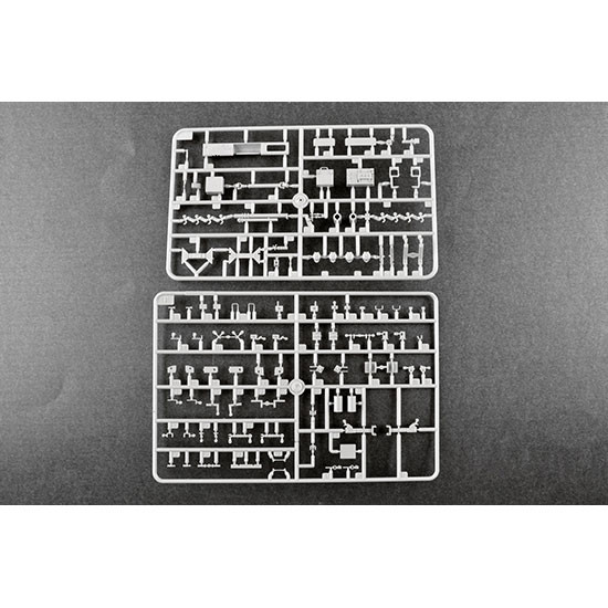 Trumpeter 01064 Сборная модель автомобиля HEMTT M1120 Container Handing Unit (CHU) (1:35)